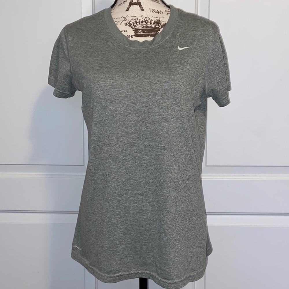 NIKE DRI-FIT T-SHIRT